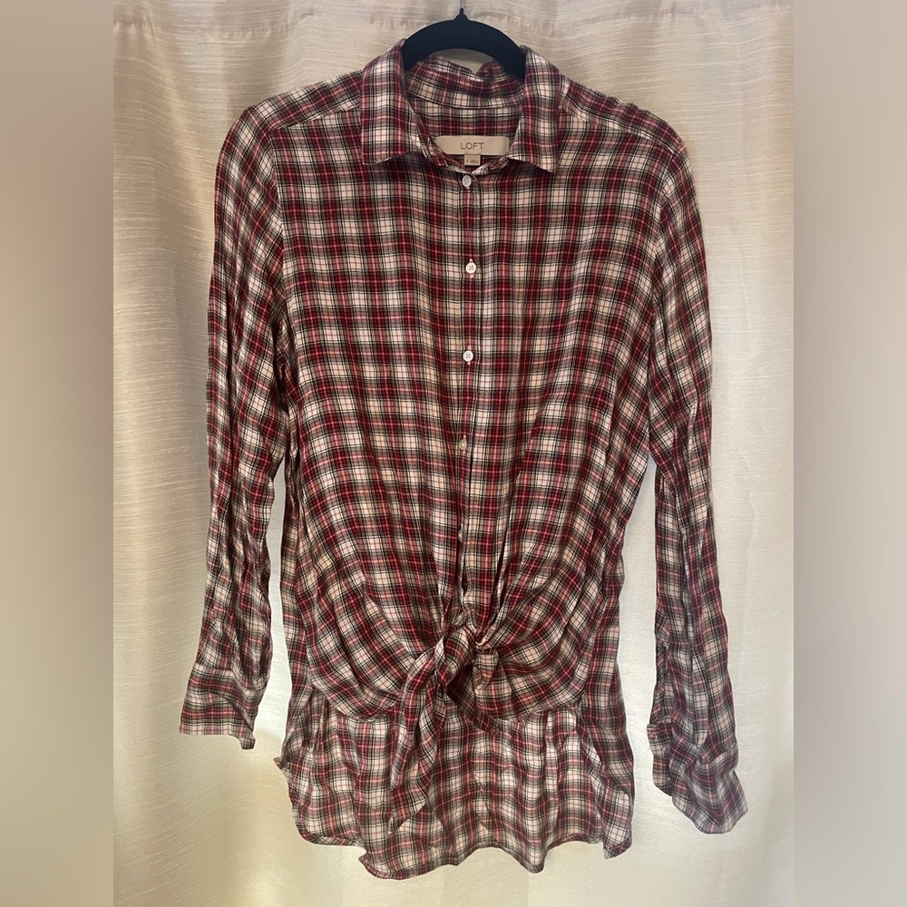 LOFT Red and White Plaid Long Sleeve Collar Button Down Shirt